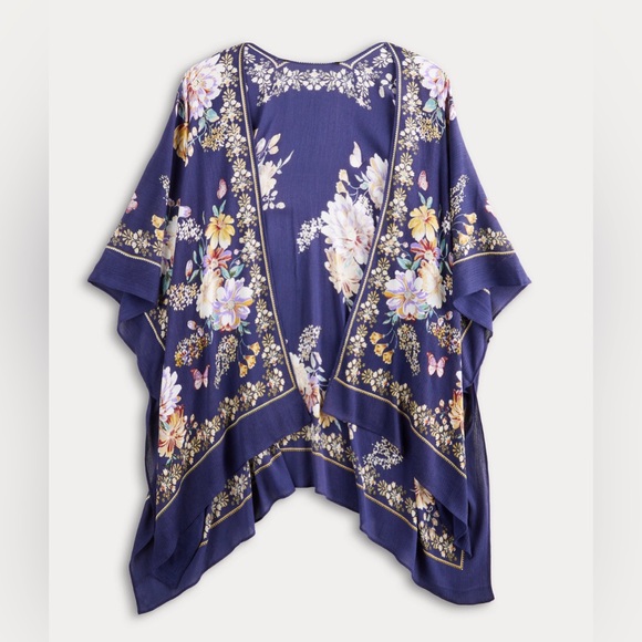 Nine West Other - NWT Nine West Floral Ruana O/S- Navy